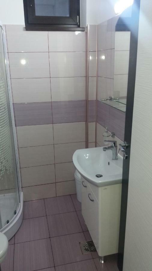 Apartament One Kazeboo Navodari Luaran gambar